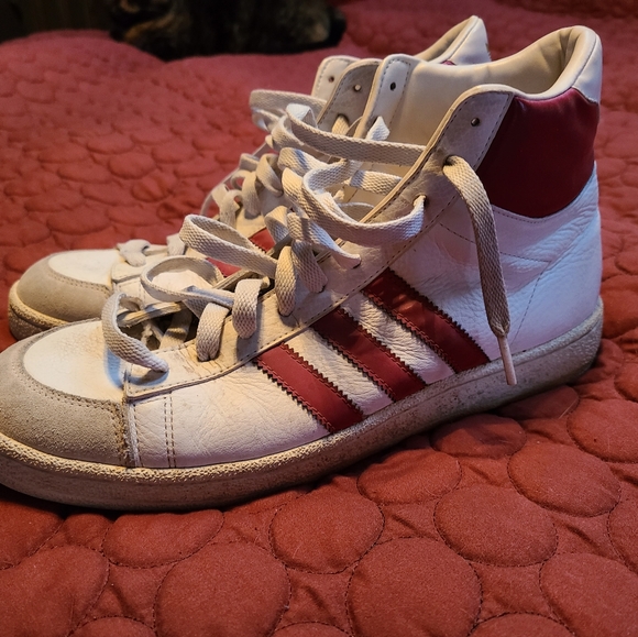 Men's 9 women's 11 Adidas leather high-top sneakers - Picture 3 of 4